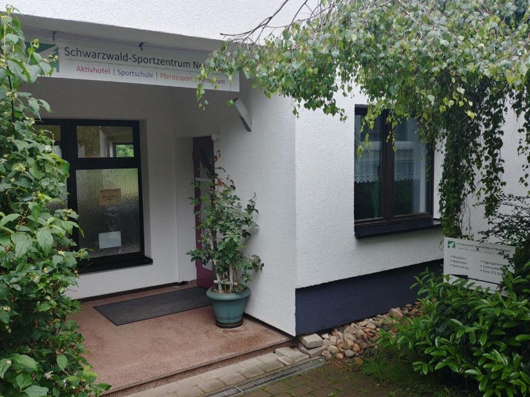 Schwarzwald Sportzentrum Neubulach Eksteriør billede